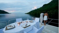 Yacht MISS KULANI -  Al Fresco Dining on the Sundeck